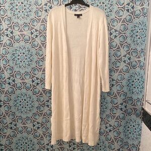 Women’s Cable & Gauge Creamish white Long Knit Cardigan - XL